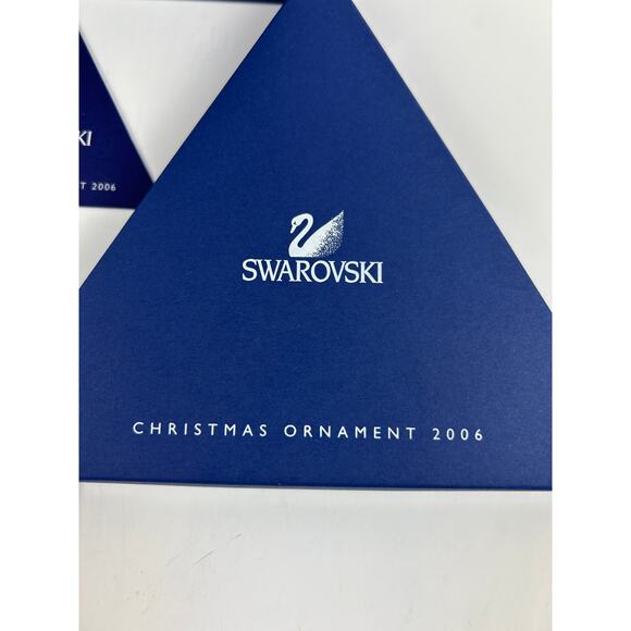 Swarovski 2006 Annual Christmas Ornament Snowflake Crystal #0837613 Box & Cert - Picture 2 of 8